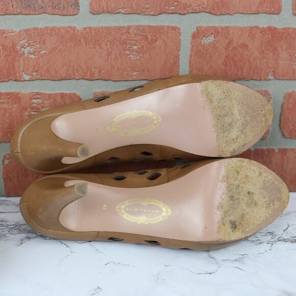 Elie Tahari Tan Brown Leather Peep Toe Platform Cut Out Pumps 41 - Picture 7 of 8